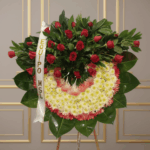 toma la imagen adjunta como base y genera oglghqxd 2